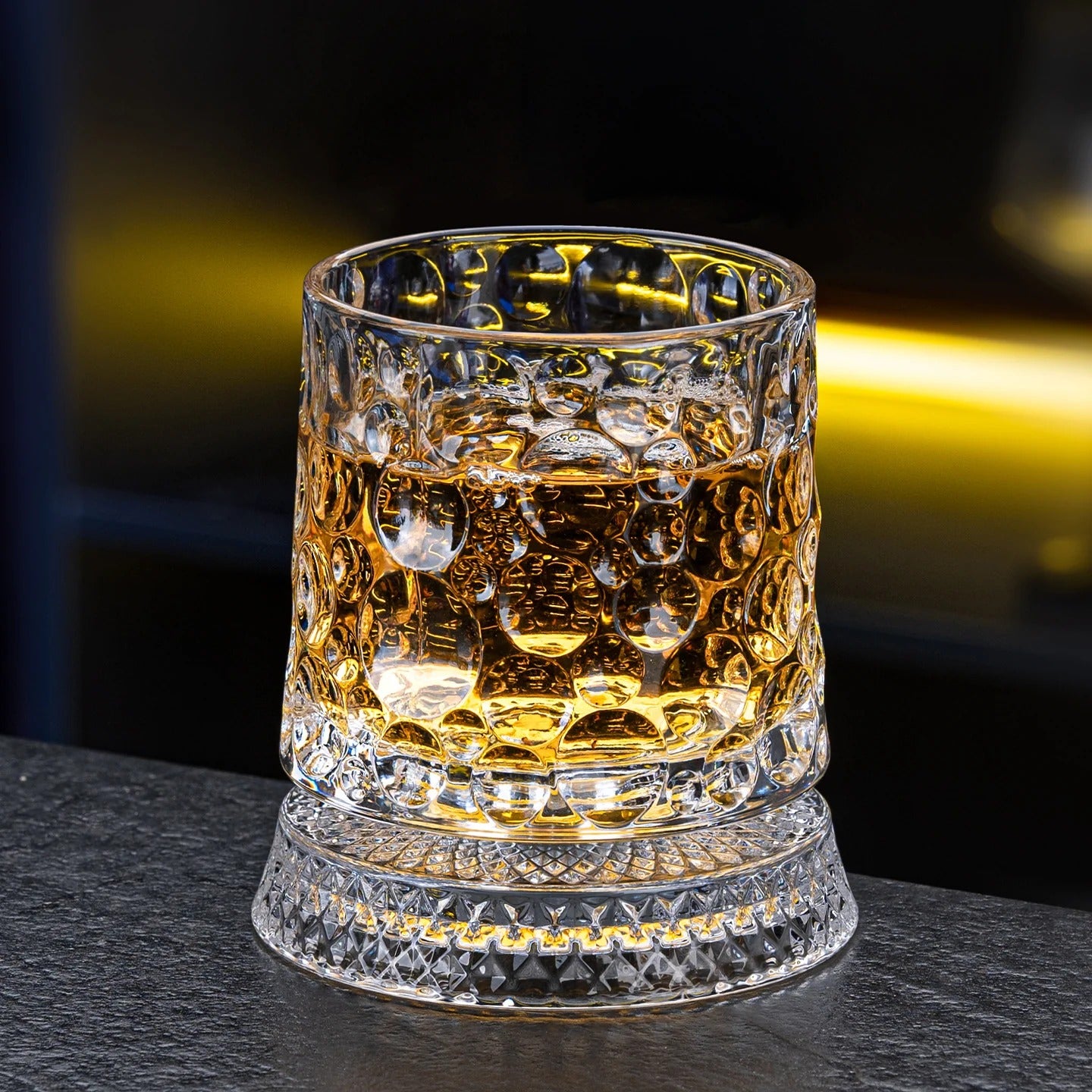 🎁 Father’s Day 50% OFF - Luxury 360° Spinning Crystal Glass-Finds