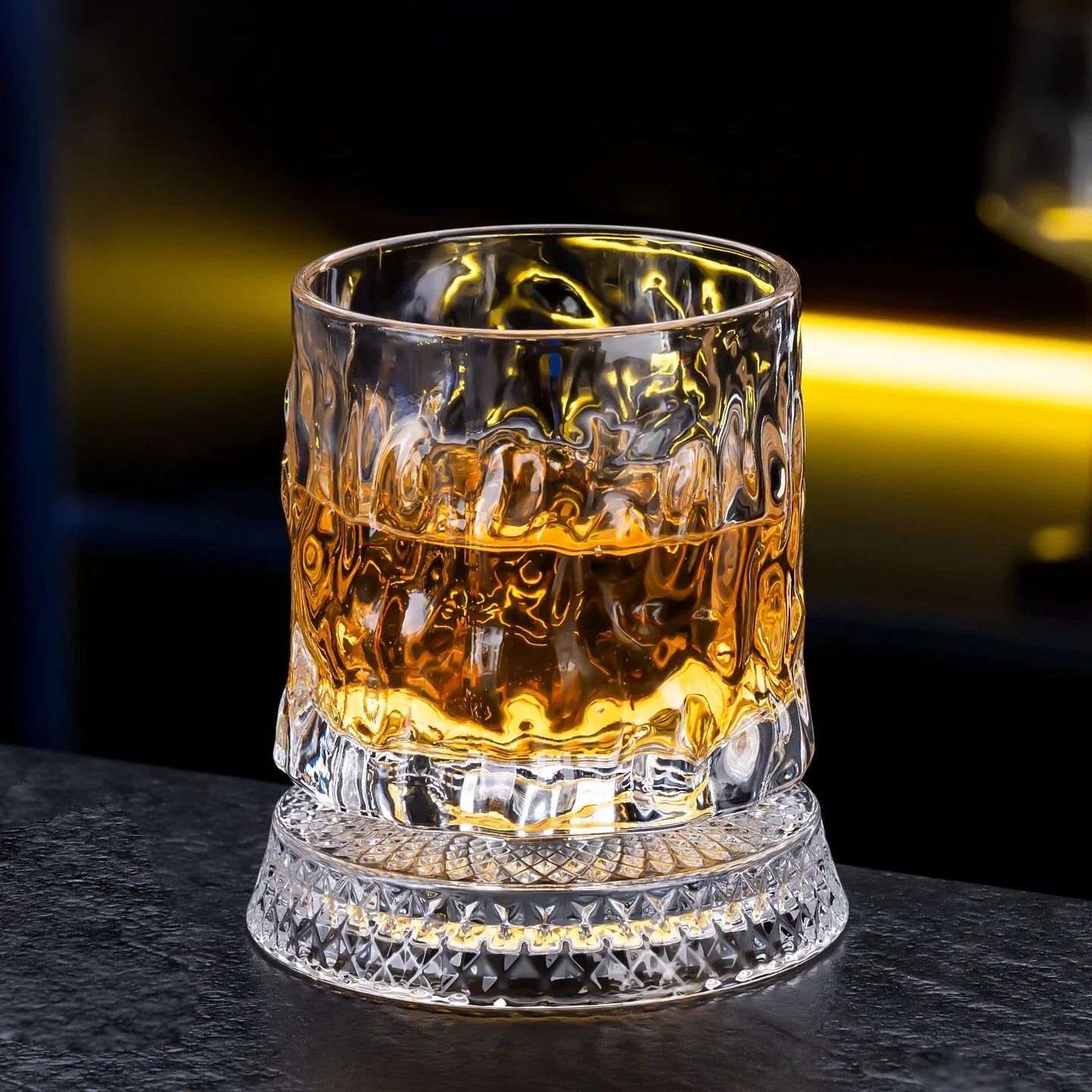 🎁 Father’s Day 50% OFF - Luxury 360° Spinning Crystal Glass-edition